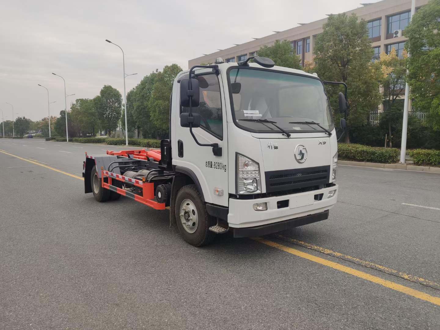陕汽Ⅹ9车厢可卸垃圾车价格