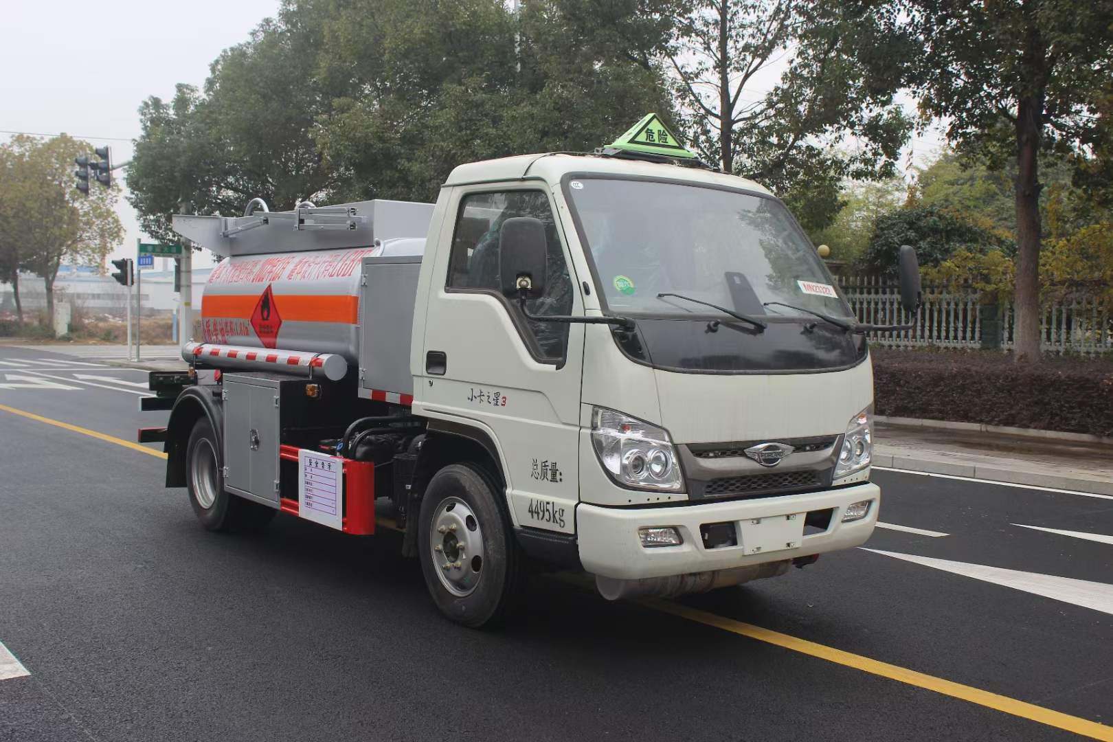 福田时代小卡之星3 蓝牌加油车价格