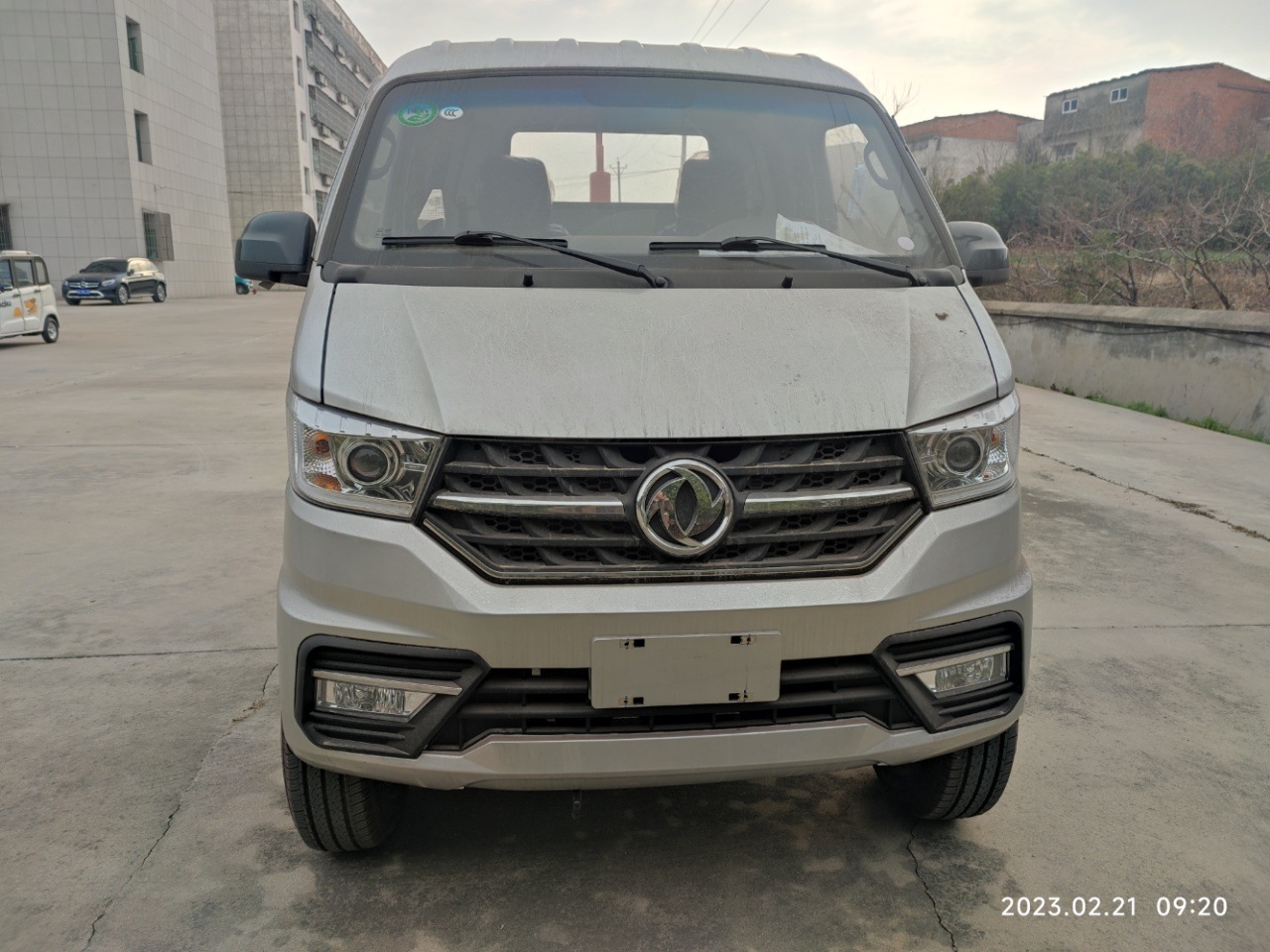东风小霸王 3方勾臂垃圾车 招标神器(可拿原厂证)