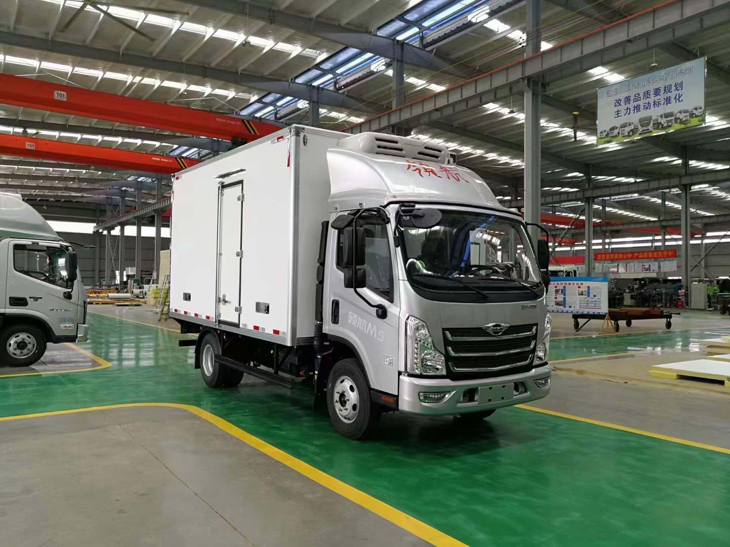 “卷王” 蓝牌冷藏车 福田领航M5蓝牌冷藏车