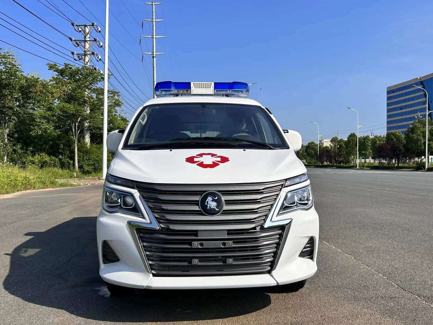 东风风行大6座经济款救护车厂家价格