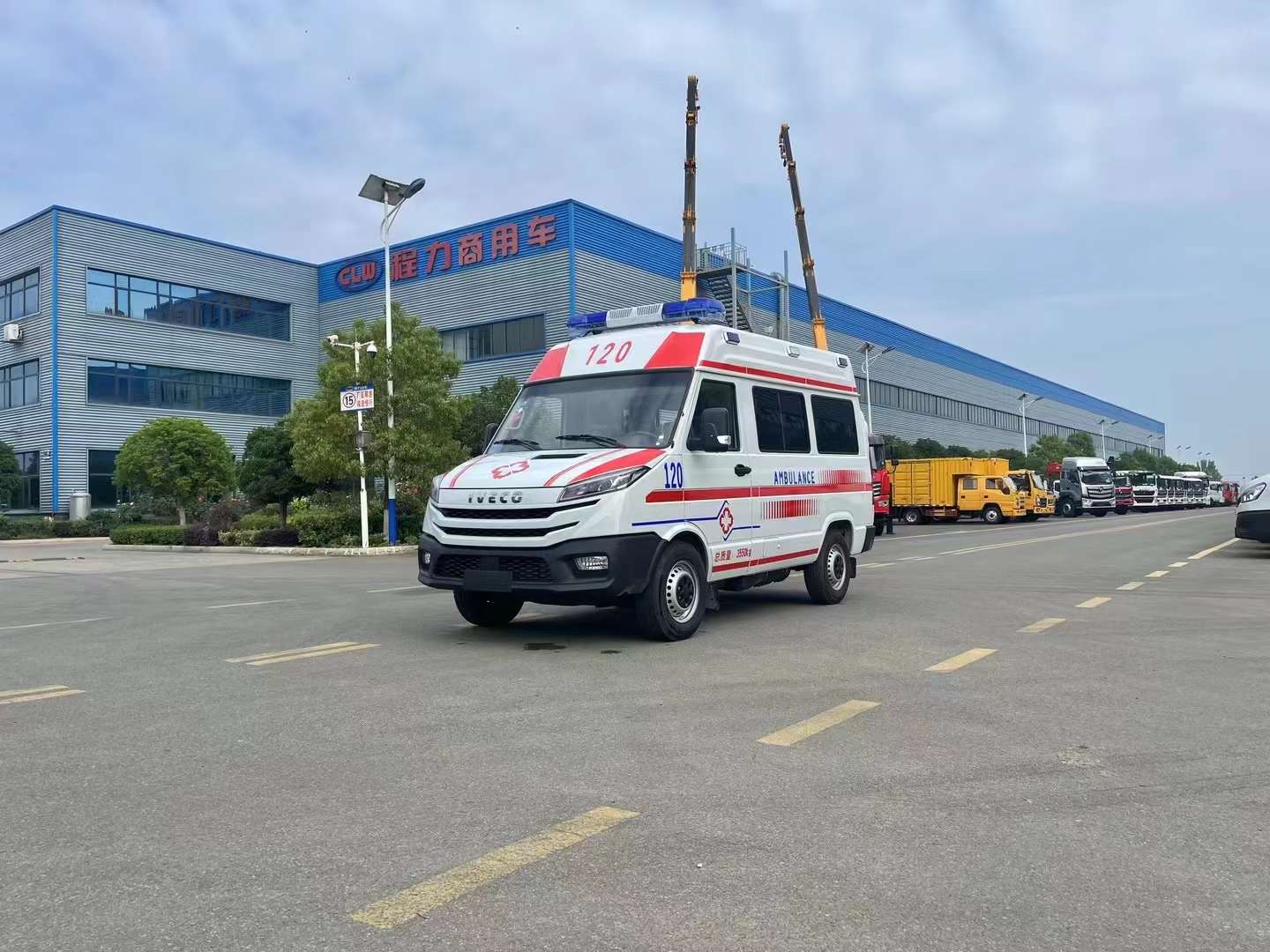 依维柯全新得意a35救护车焕新上市全国首发钜惠