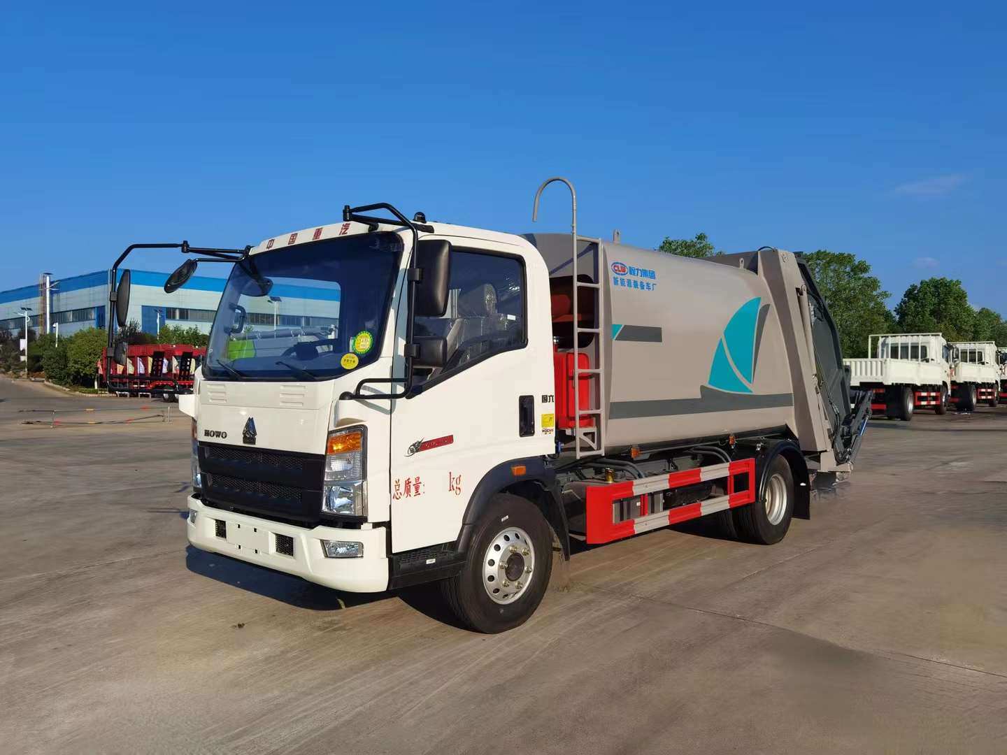 市政招标首选·小身材大容量 重汽豪沃·8方·压缩垃圾车
