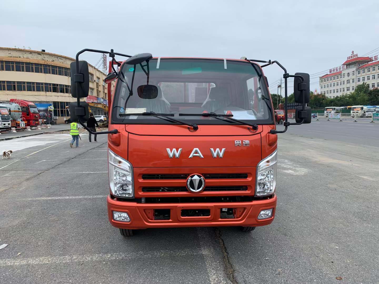 飞碟奥驰V2蓝牌平板运输车 全网最经济实惠的蓝牌平板车！