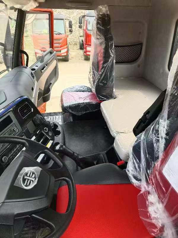 解放悍V前四后六平板车价格，三轴可提升，