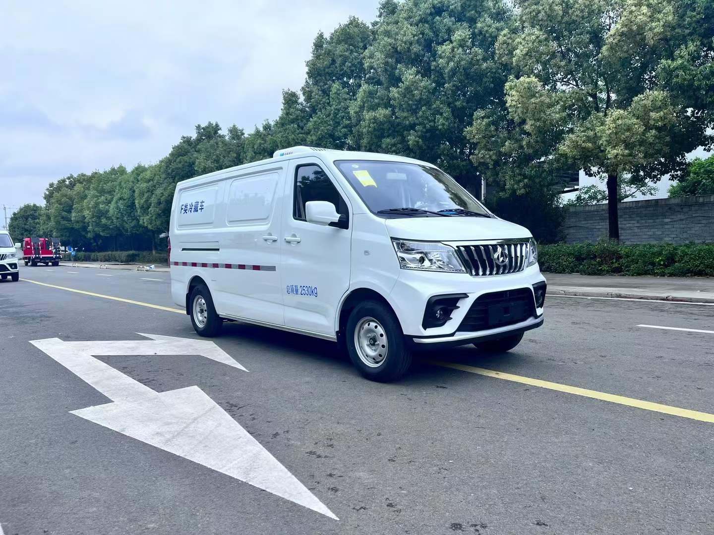 3.5立方——长安睿行M80面包冷藏车价格