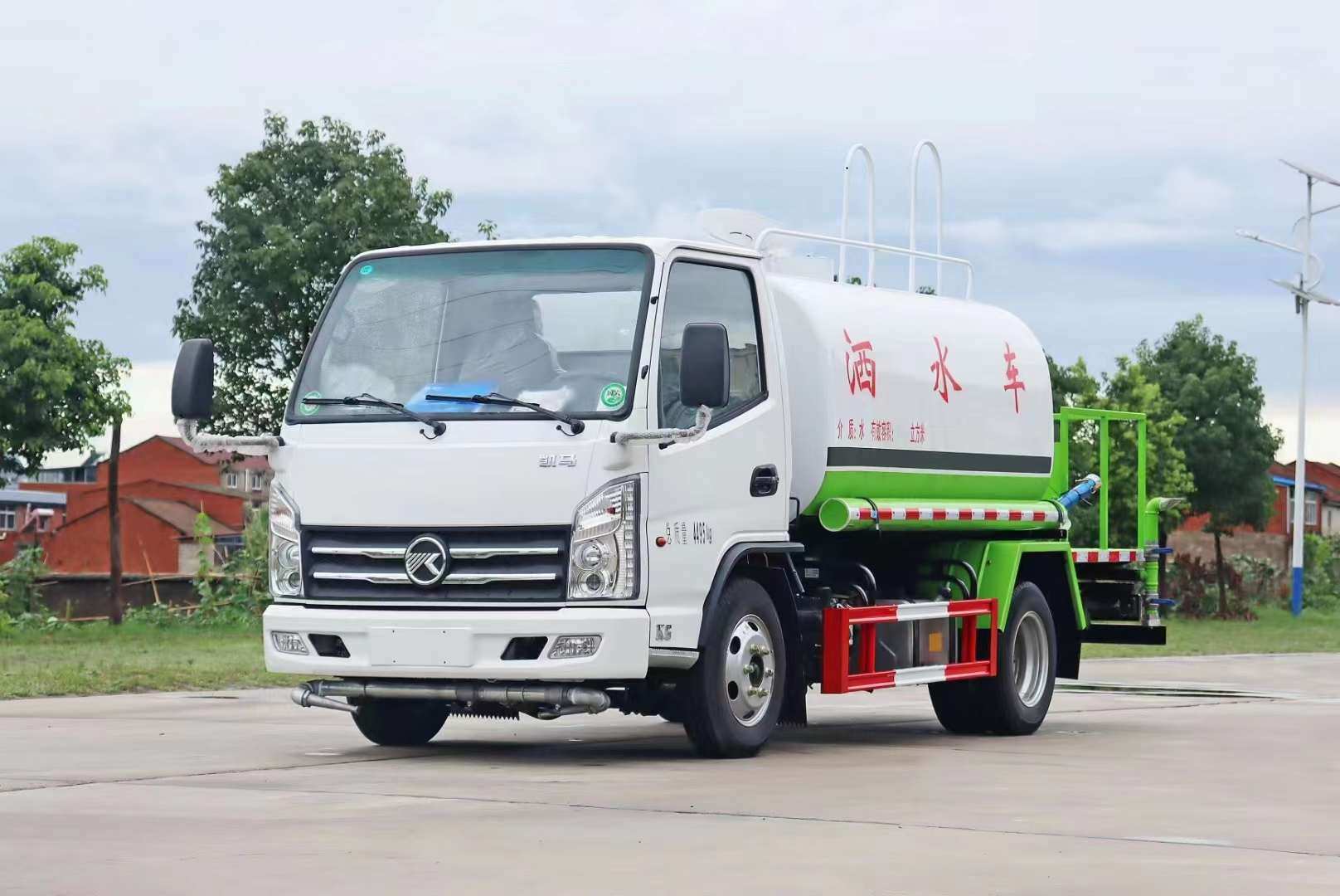 ​全国最便宜  5方蓝牌洒水车