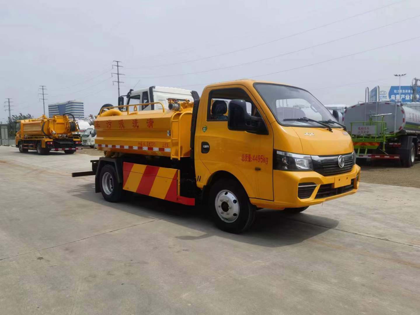 大途逸4方清洗吸污车（分体罐）价格