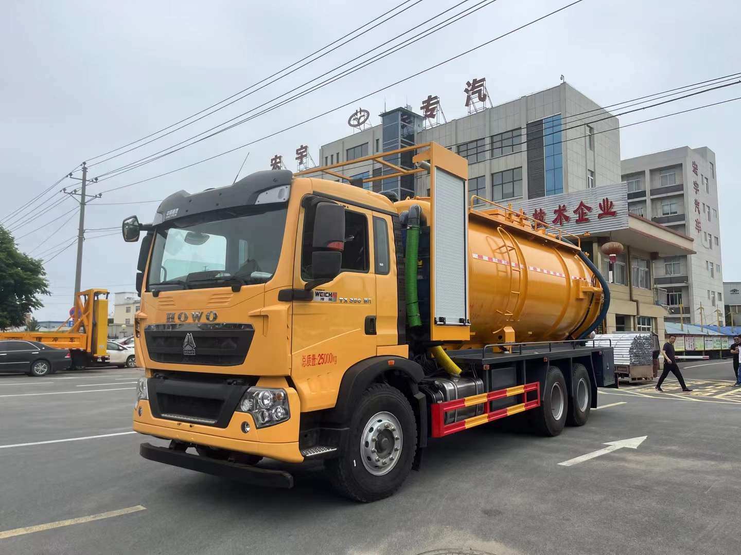 重汽22方淤泥清运车多少钱
