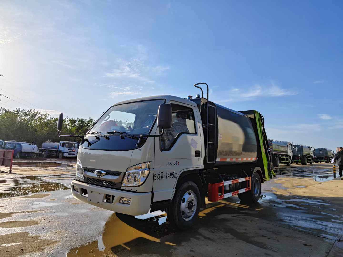 福田小卡3压缩垃圾车价格