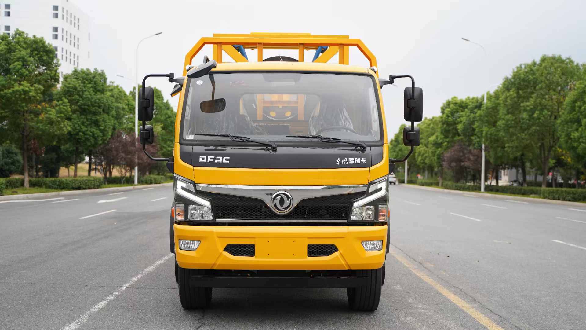 东风福瑞卡F8军工版防撞缓冲车（应急保障车）价格