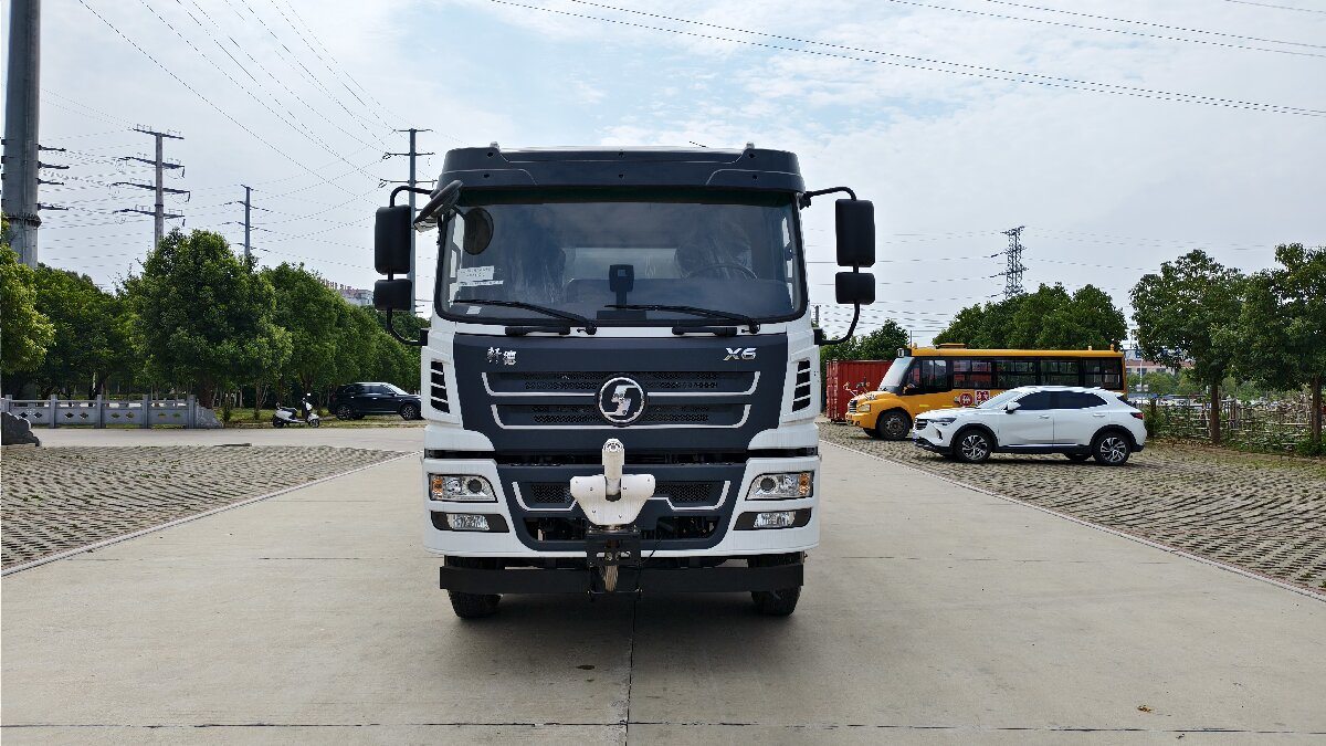 15方陕汽X6洒水车多少钱？