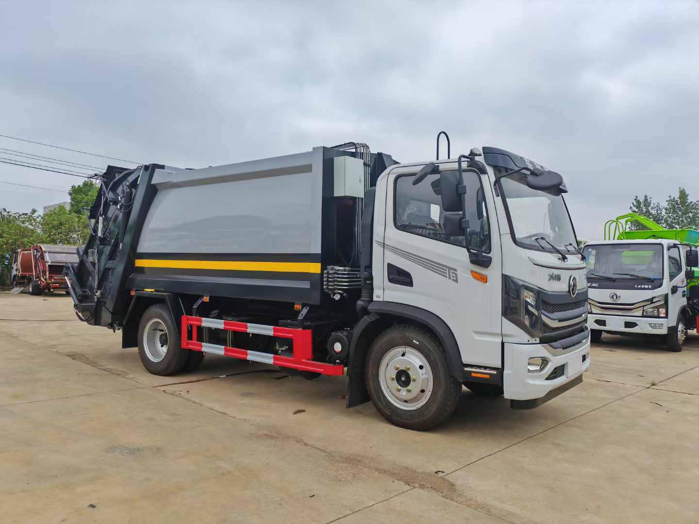 现车❗特价❗  东风华神10/12方压缩垃圾车